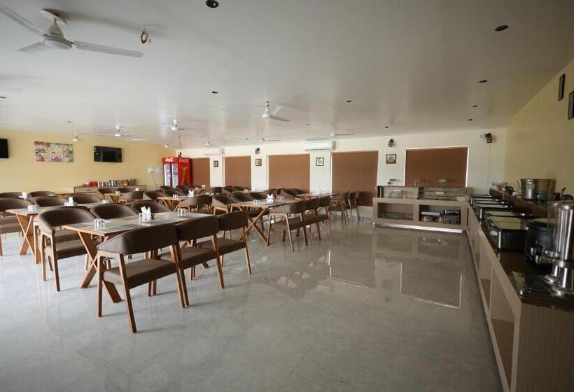 Номер Стандарт, Surya Hill View Resort And Spa