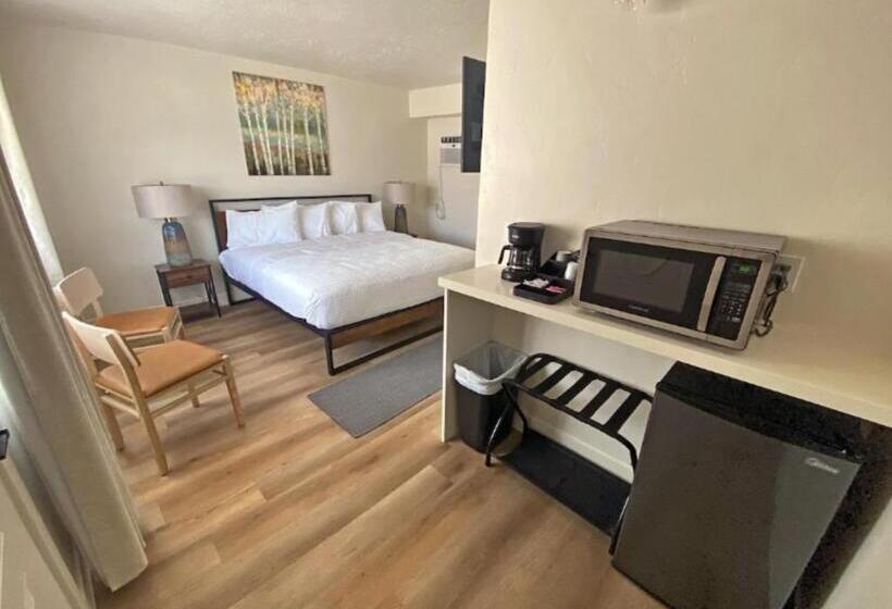 Стандартный Номер Кровать Кинг, 89 & Nine Motel
