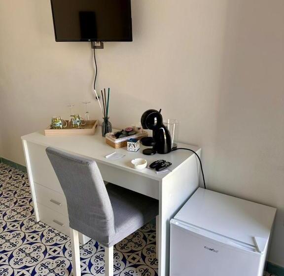 اتاق استاندارد سه نفره, Brezza Di Mare Rooms