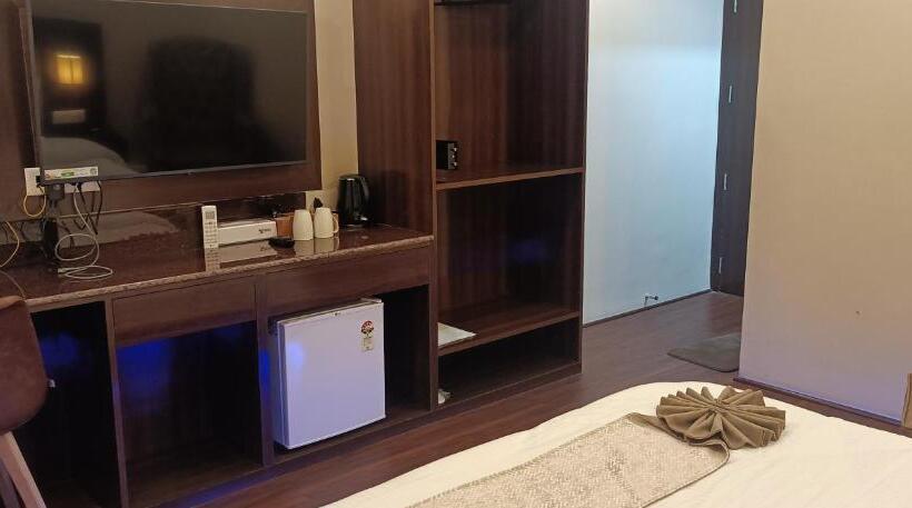 Номер Deluxe, Xcelsior Hotel And Spa By Roh