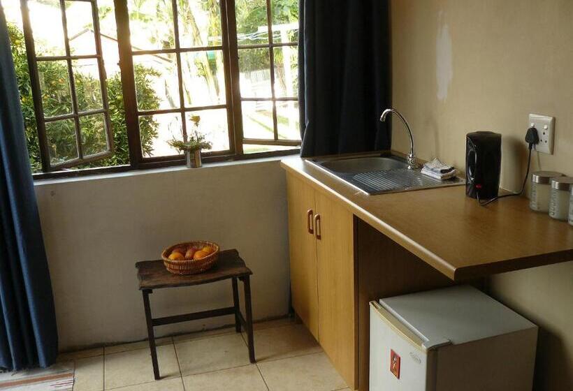Номер Basic, Antique Silk Self Catering Unit