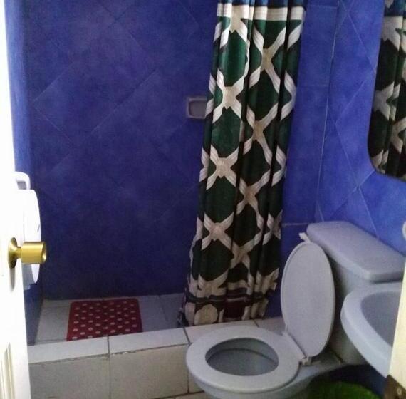 经济型家庭间, Hostal Rozal Spa Hospicio