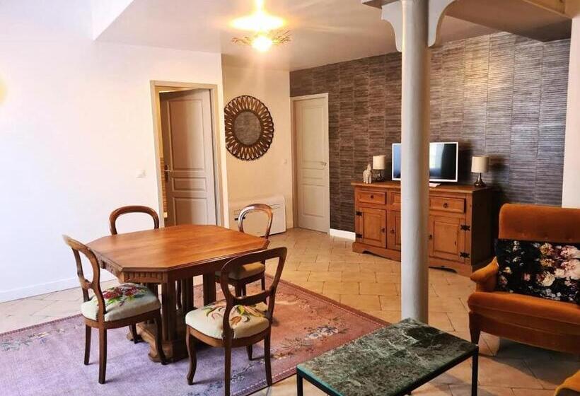 Студия Стандарт, Gîte En Face Du Château De Nizas, Renovation Totale Et Changement De Proprietaire, 4 Chambres D Hôte