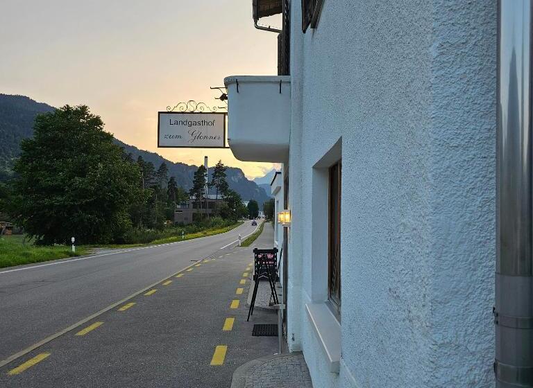 Номер Стандарт, Landgasthof Zum Glenner