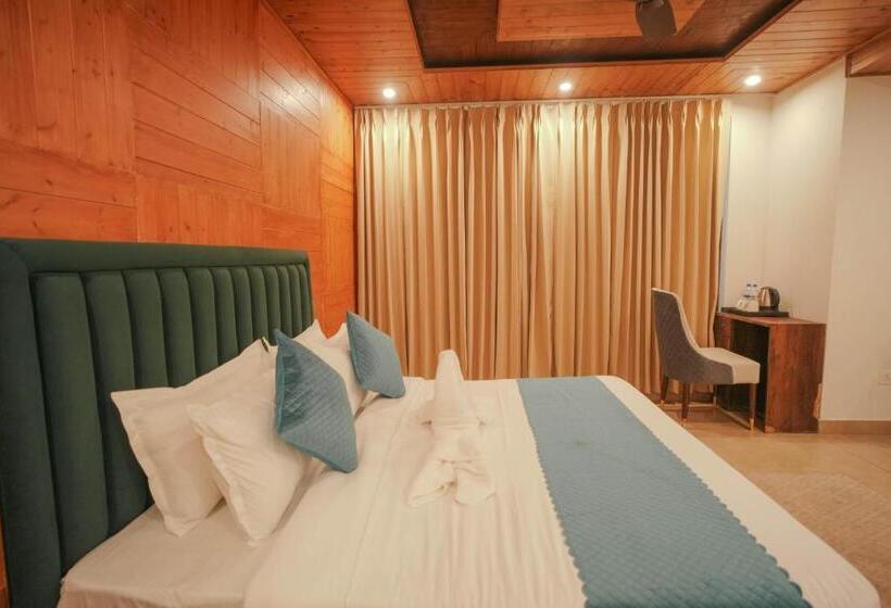 디럭스 룸, Tapovan Resorts