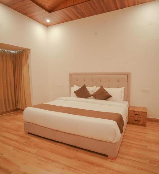 디럭스 스위트 킹 침대, Tapovan Resorts