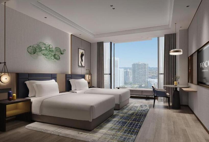 带2个双人床的标准工作室, Voco Jincheng Danhe, An Ihg