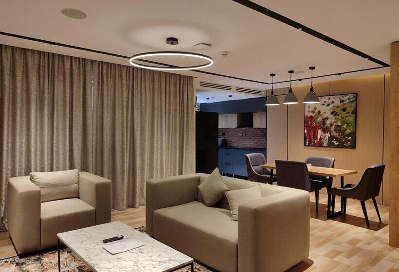 آپارتمان 2 خوابه با بالکن, Brickspoint Boutique Apart