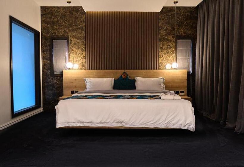 آپارتمان 1 خوابه با بالکن, Brickspoint Boutique Apart