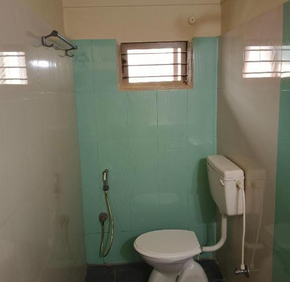家庭间, Vishnu Residency