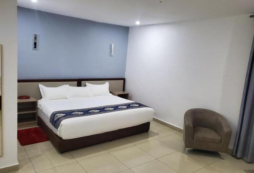 行政套房, Lagoon Beach Hotel,keta,ghana