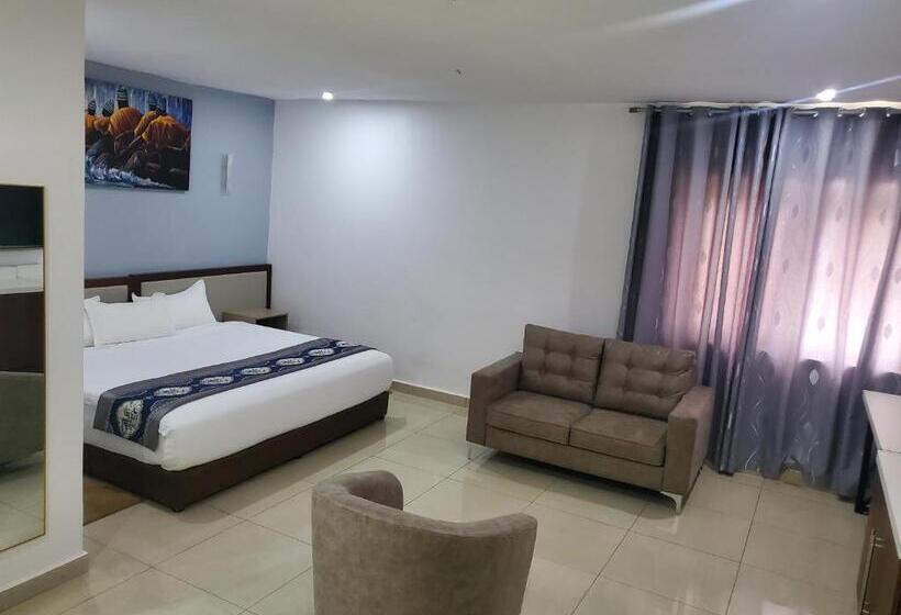 Президентский Люкс, Lagoon Beach Hotel,keta,ghana