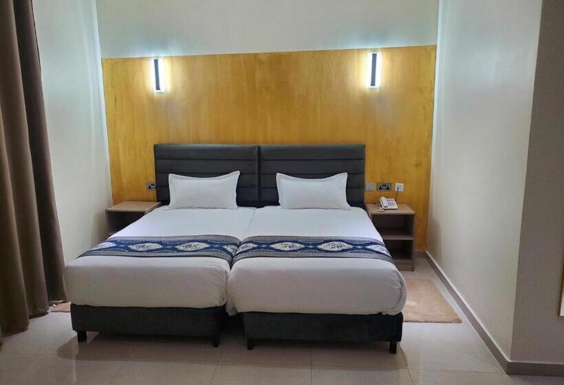 Номер Deluxe, Lagoon Beach Hotel,keta,ghana