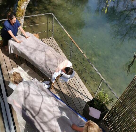 Шале 1 Спальня, La Cabane Du Pont De L Ignon Spa Hébergement Atypique Tout Confort En Bourgogne