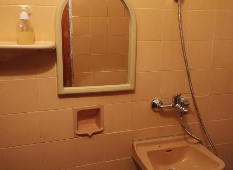 バルコニー付きスタンダードルーム, Chapov Guest Rooms