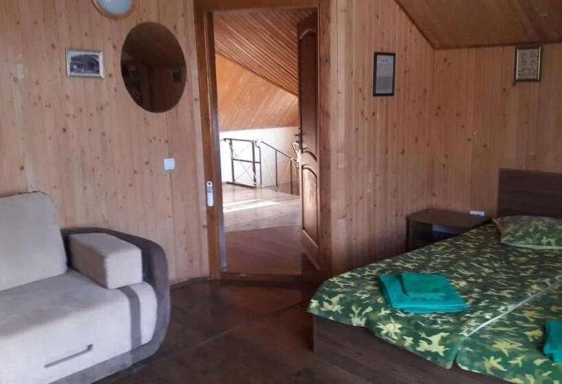 Номер Стандарт, Grün Hof Militray Sadyba