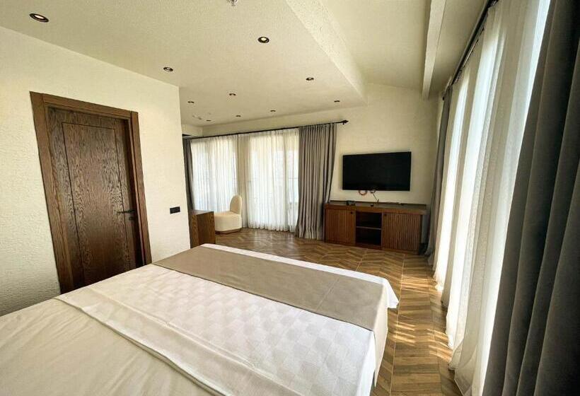اتاق استاندارد با چشم‌انداز دریا, Now Boutique