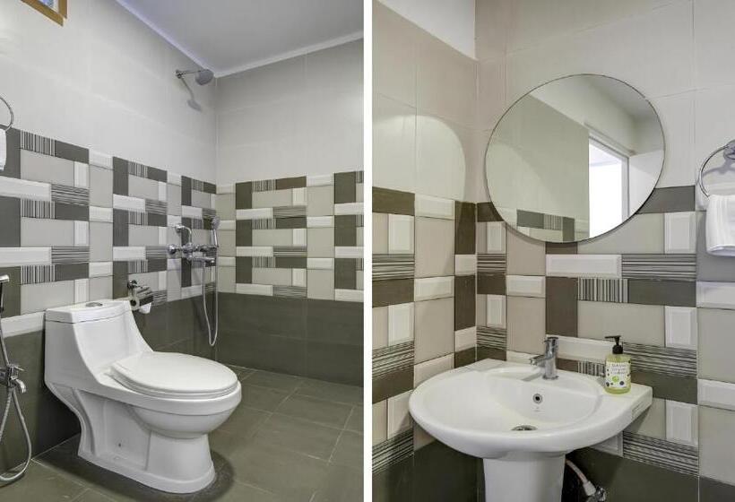 스탠다드 룸 풀장 전망, Beachwalk Retreat   Within 100 Metres From Morjim Beach