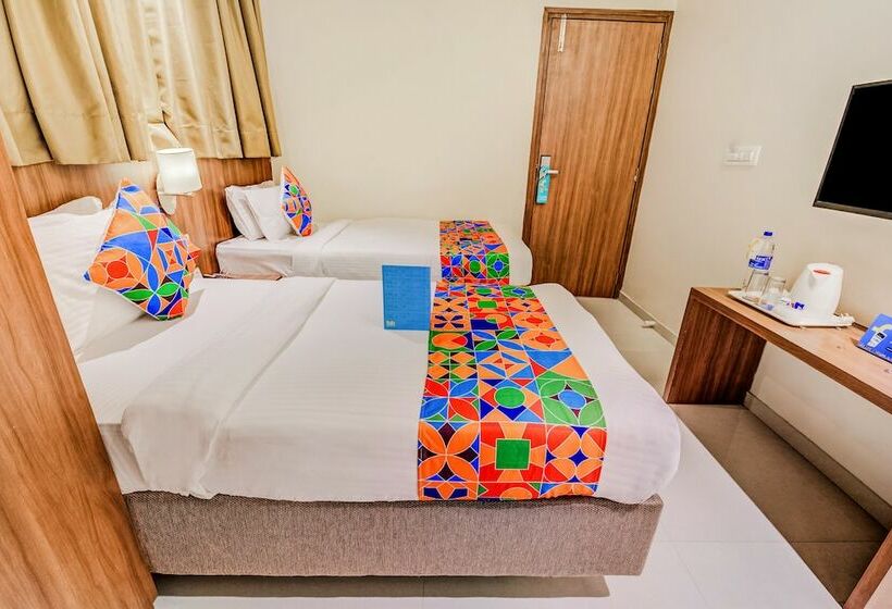 Номер Deluxe, Fabhotel Hyson International Midc