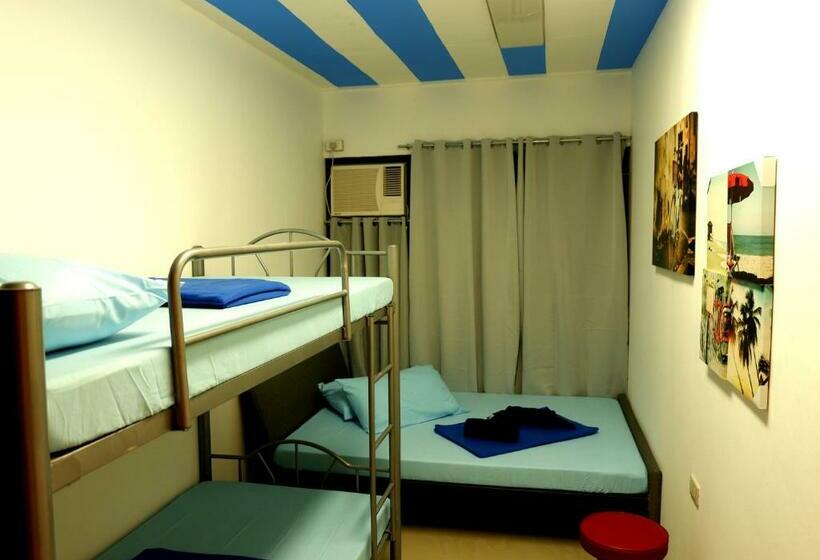 베이직 3인 룸, Transit Point Hostel Mactan Cebu