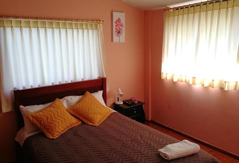 이코노미 룸, Chapelet Hostal