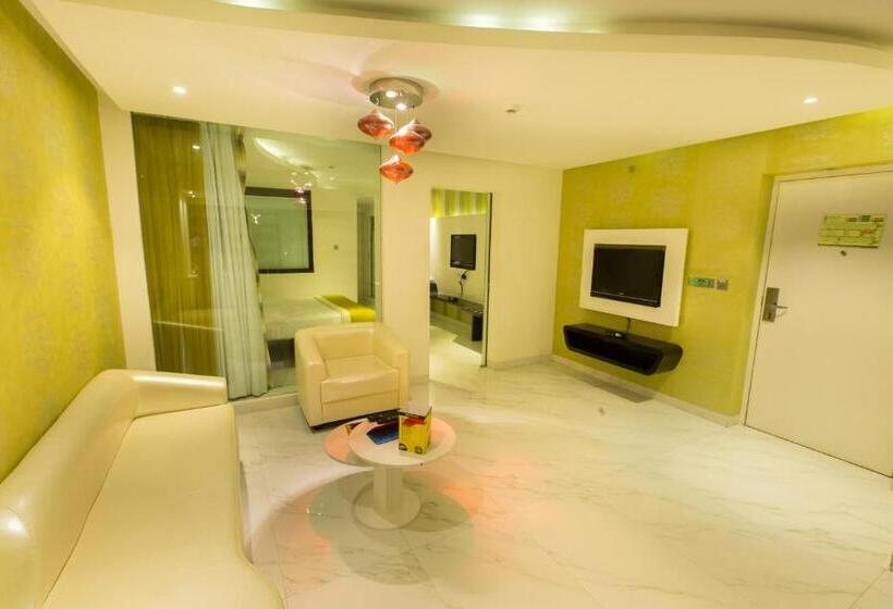 小型套房, Hash Six Hotels