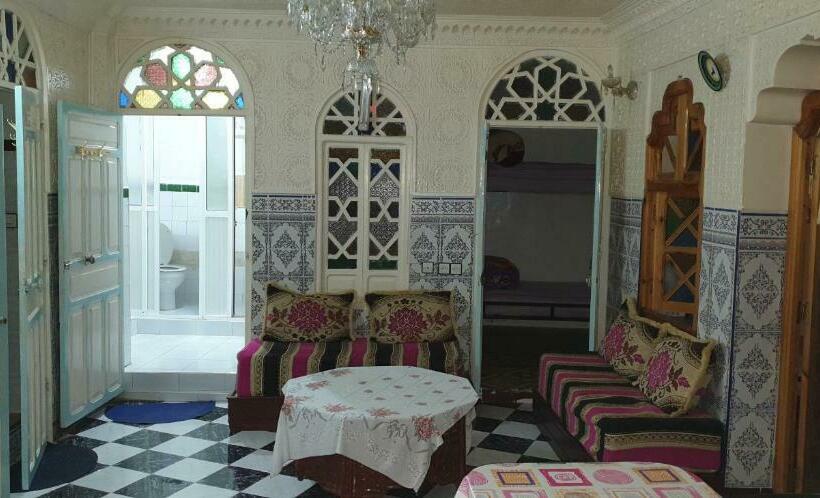 共用房间的床, Hostel Aline