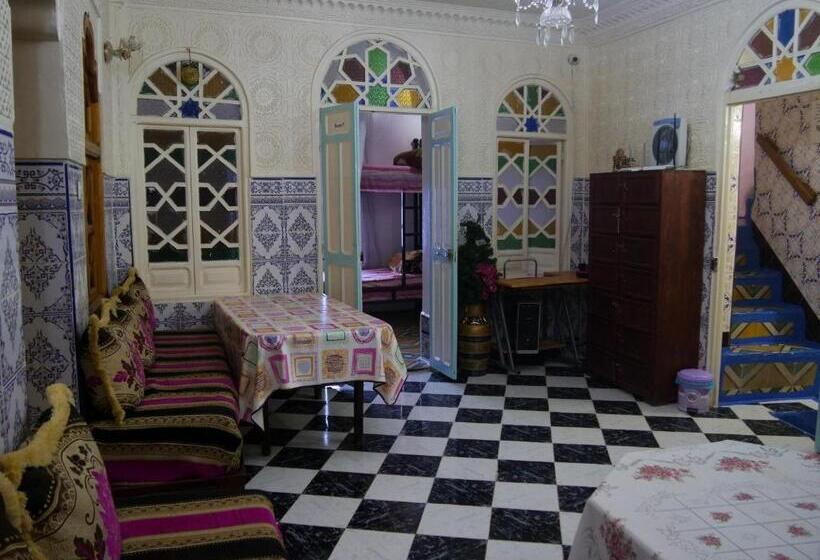 经济房, Hostel Aline