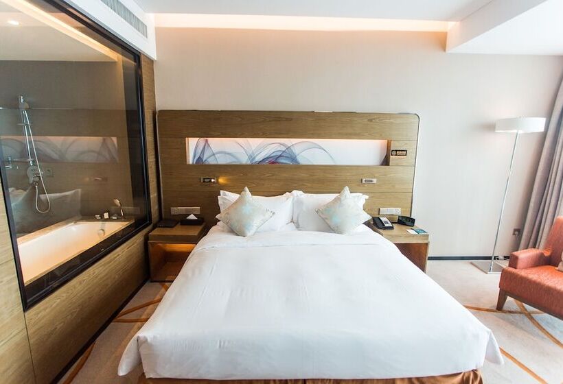 Номер Superior, Novotel Rizhao Suning