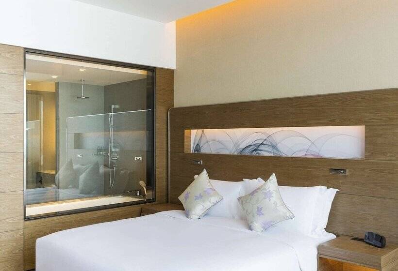 Номер Superior, Novotel Rizhao Suning