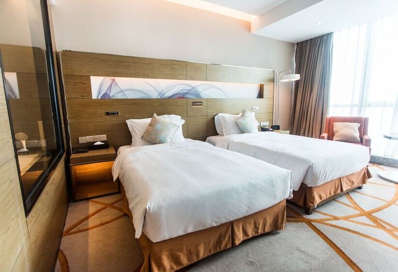 Номер Deluxe, Novotel Rizhao Suning