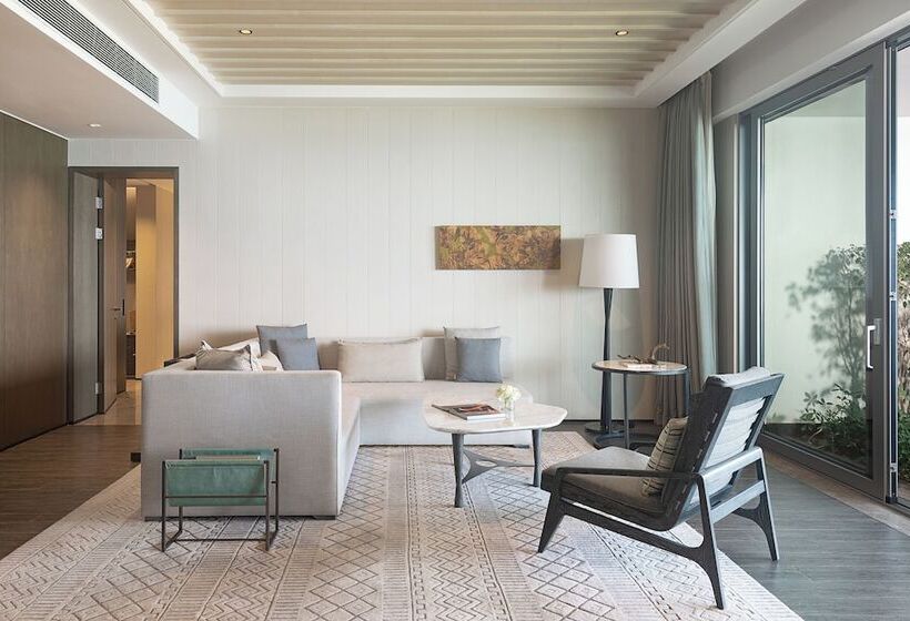 Люкс Вид на Море, Rosewood Sanya