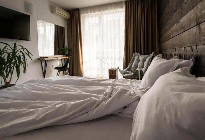 Студия Стандарт, The Mint Villa   Saint Vlas