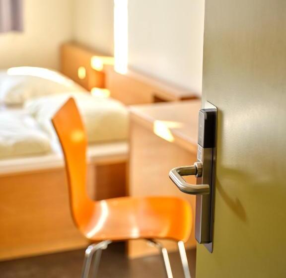 اتاق استاندارد, Youth Hostel Schengen / Remerschen
