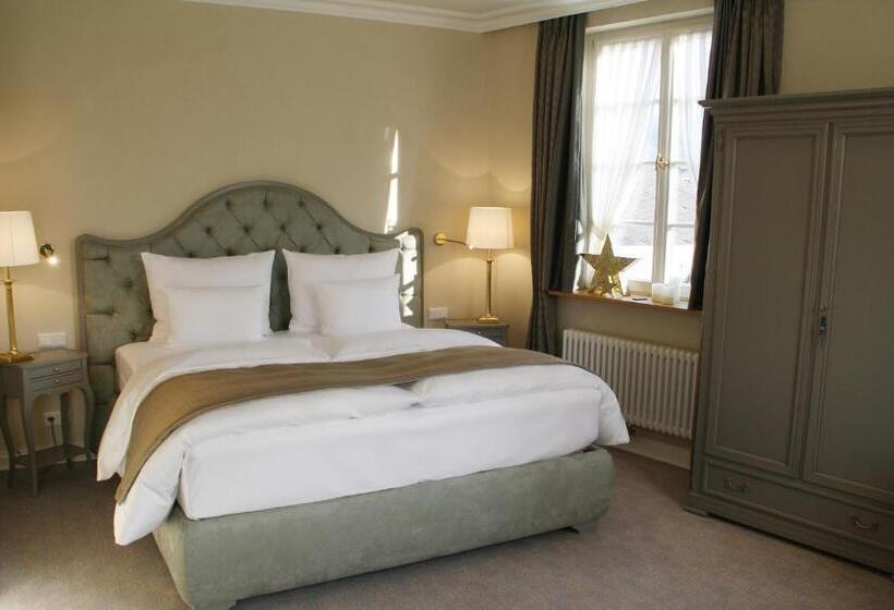 סוויטת ג'וניור, Romantik Hotel Zur Glocke
