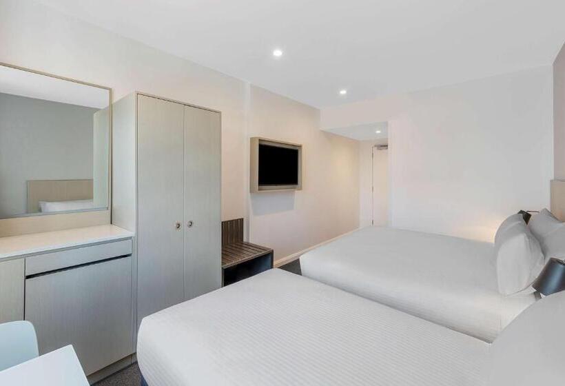 스탠다드 트리플 룸, Travelodge Hotel Sydney Airport