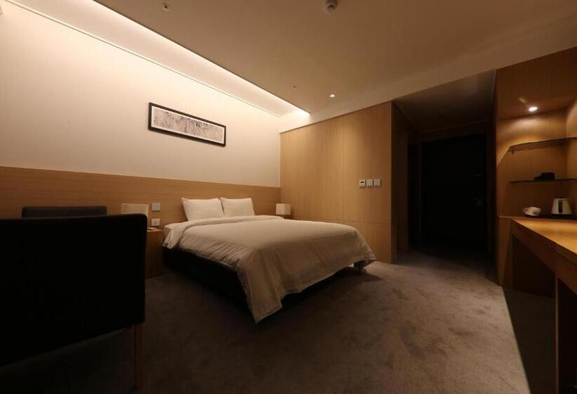スタンダードルーム, Osong H  Sejong City