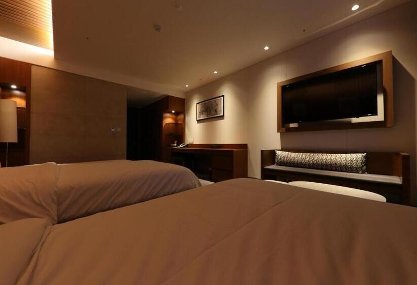 Номер Стандарт Трехместный, Osong H  Sejong City