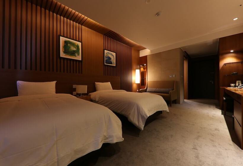 Номер Deluxe, Osong H  Sejong City