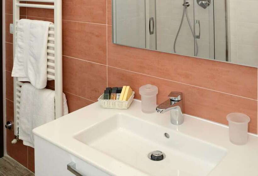 اتاق سوپریور, B&b L’angolino
