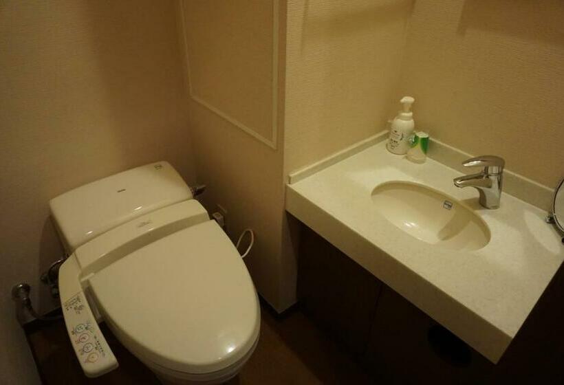Номер Стандарт, Yokohama Minato Mirai Manyo Club