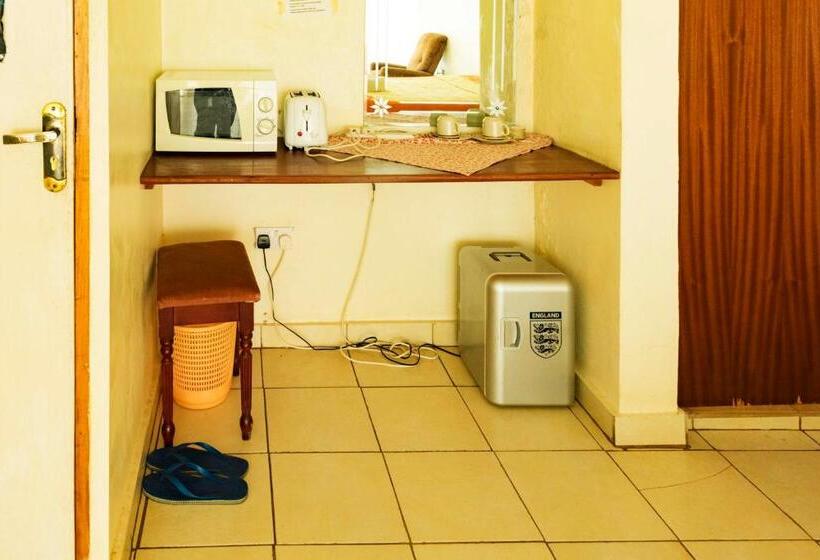 اتاق استاندارد, Sunrise Apartments Hotel Fort Portal