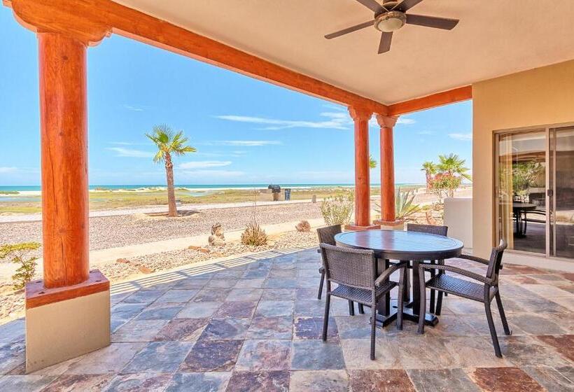 דירת שלושה חדרים, Laguna Shores Resort