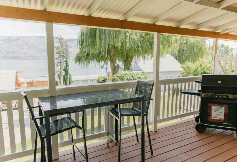 Cabana, Davis Cove Resort