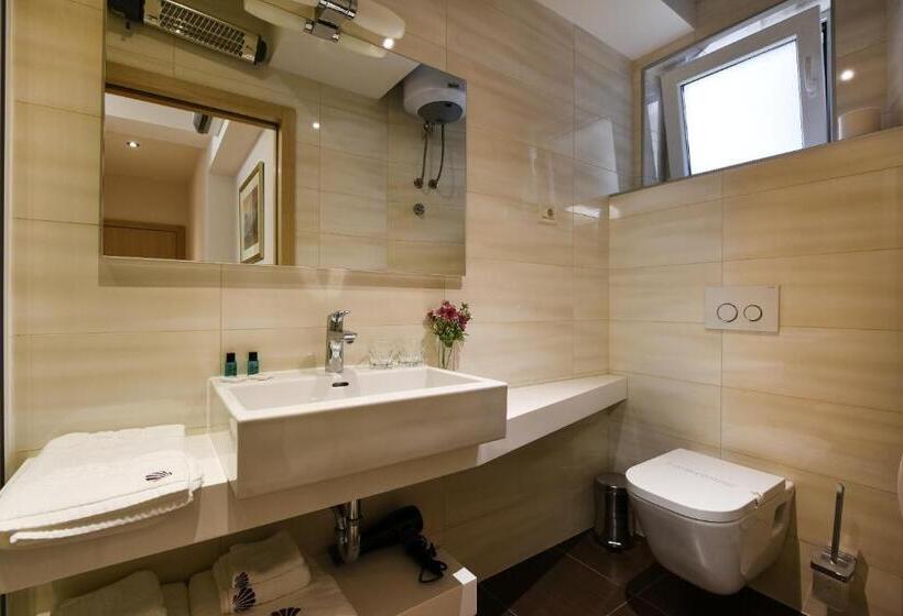Номер Стандарт, Scallop Rooms Self Check In