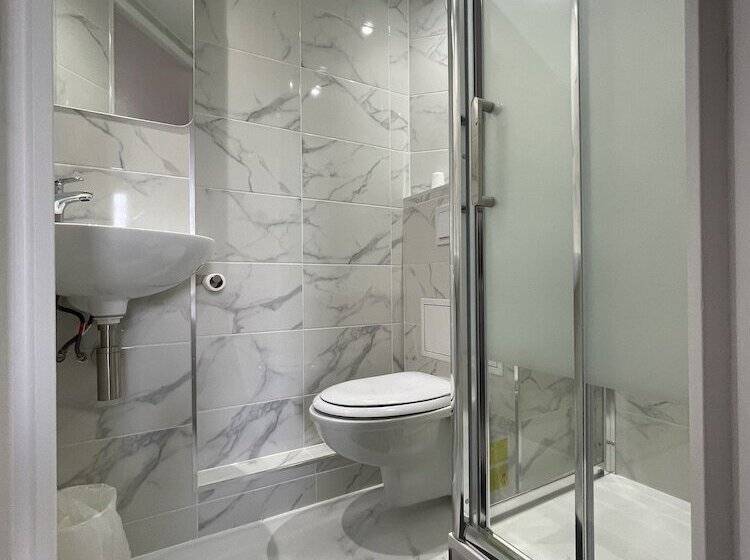 Номер Стандарт Трехместный, Fasthotel Roissy   Saint Witz