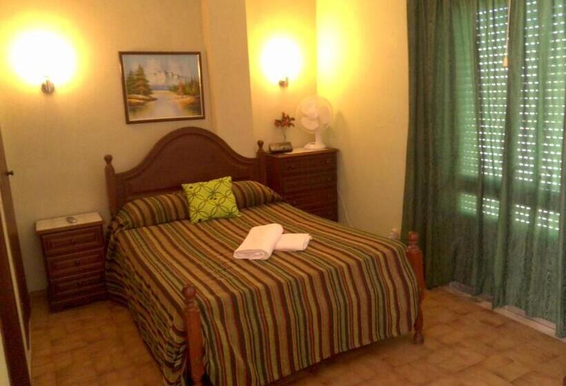 Habitació Individual Clàssica, Guest House Pacifica