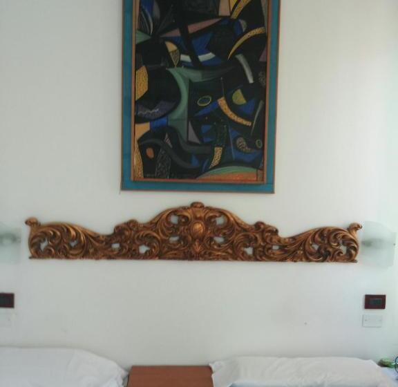 Chambre Triple Standard, Antico Capon