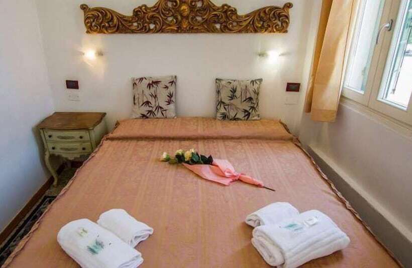Chambre Triple Standard, Antico Capon