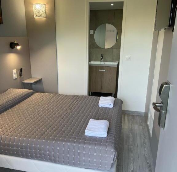 Номер Стандарт, Fasthotel Roissy   Saint Witz